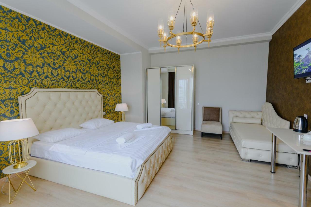 Golden Globe Boutique Hotel Τυφλίδα Εξωτερικό φωτογραφία