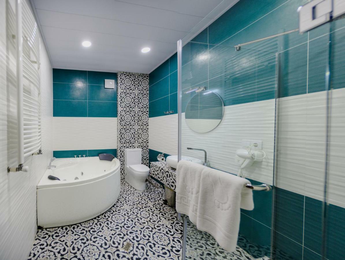 Golden Globe Boutique Hotel Τυφλίδα Εξωτερικό φωτογραφία
